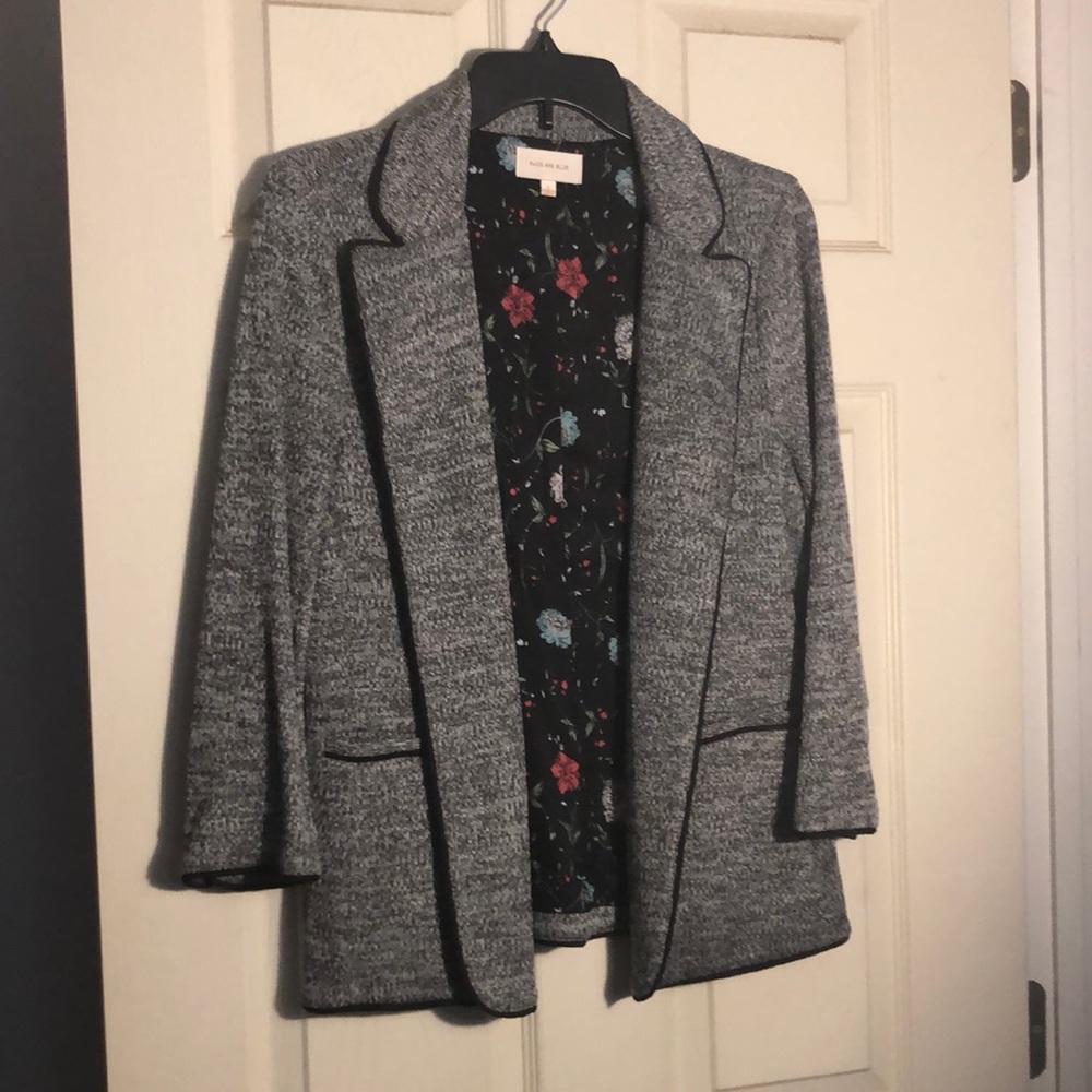 Stitchfix gray marl knit blazer w/ floral lining
